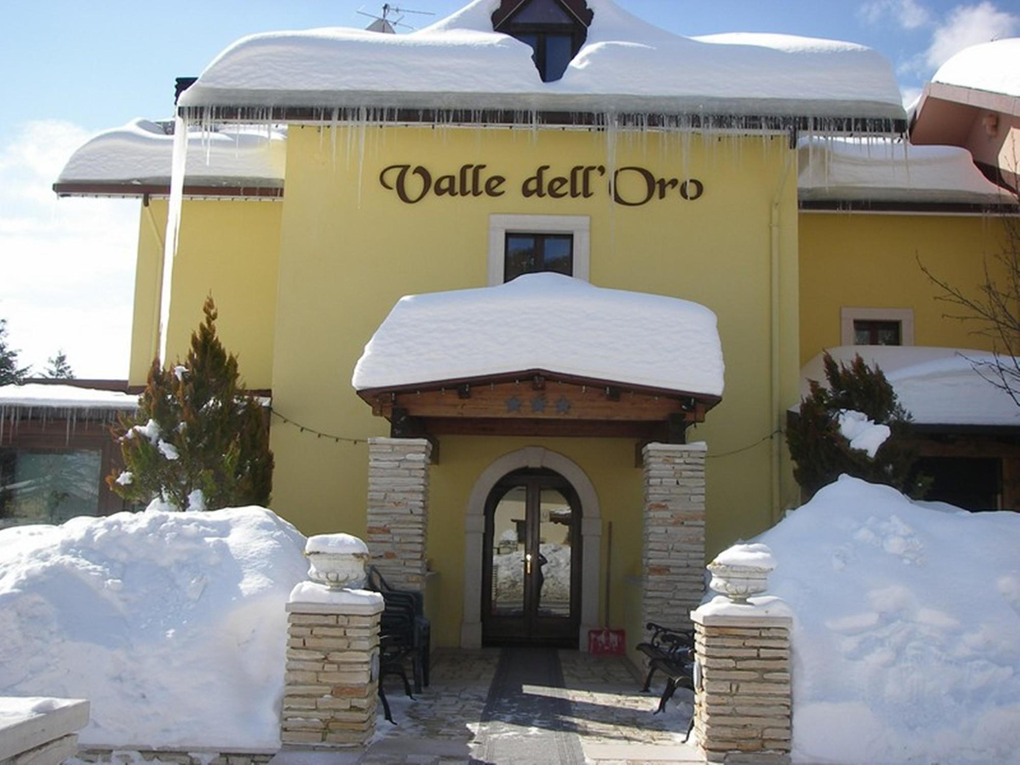 Hotel Valle Dell' Oro 페스카세롤리 외부 사진
