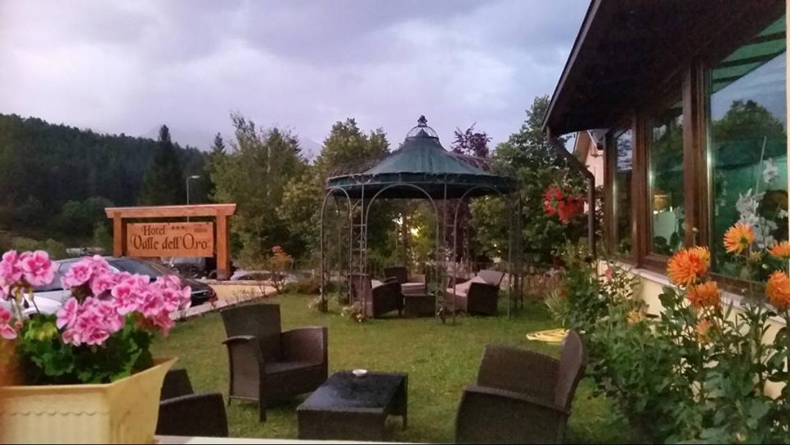 Hotel Valle Dell' Oro 페스카세롤리 외부 사진