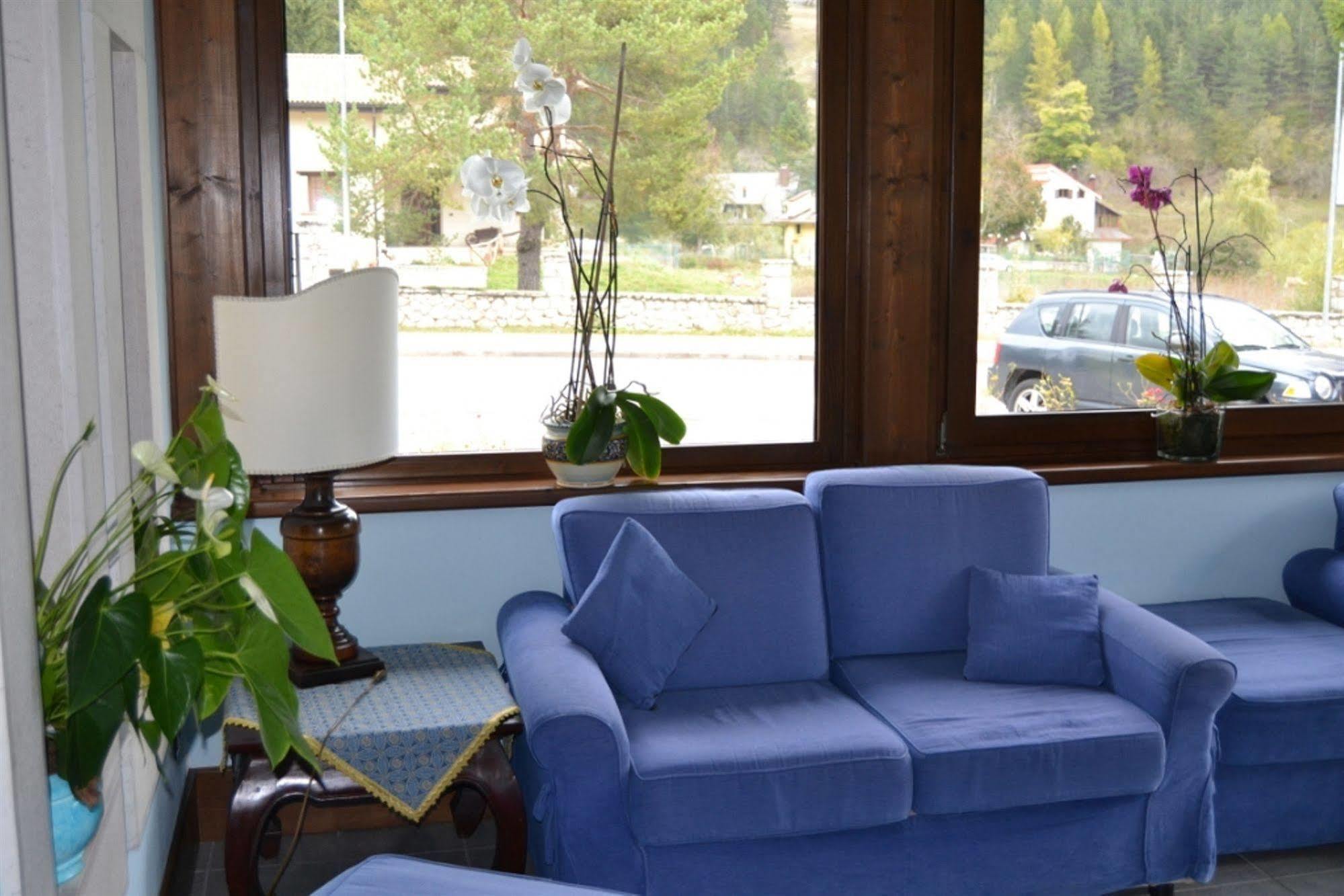 Hotel Valle Dell' Oro 페스카세롤리 외부 사진