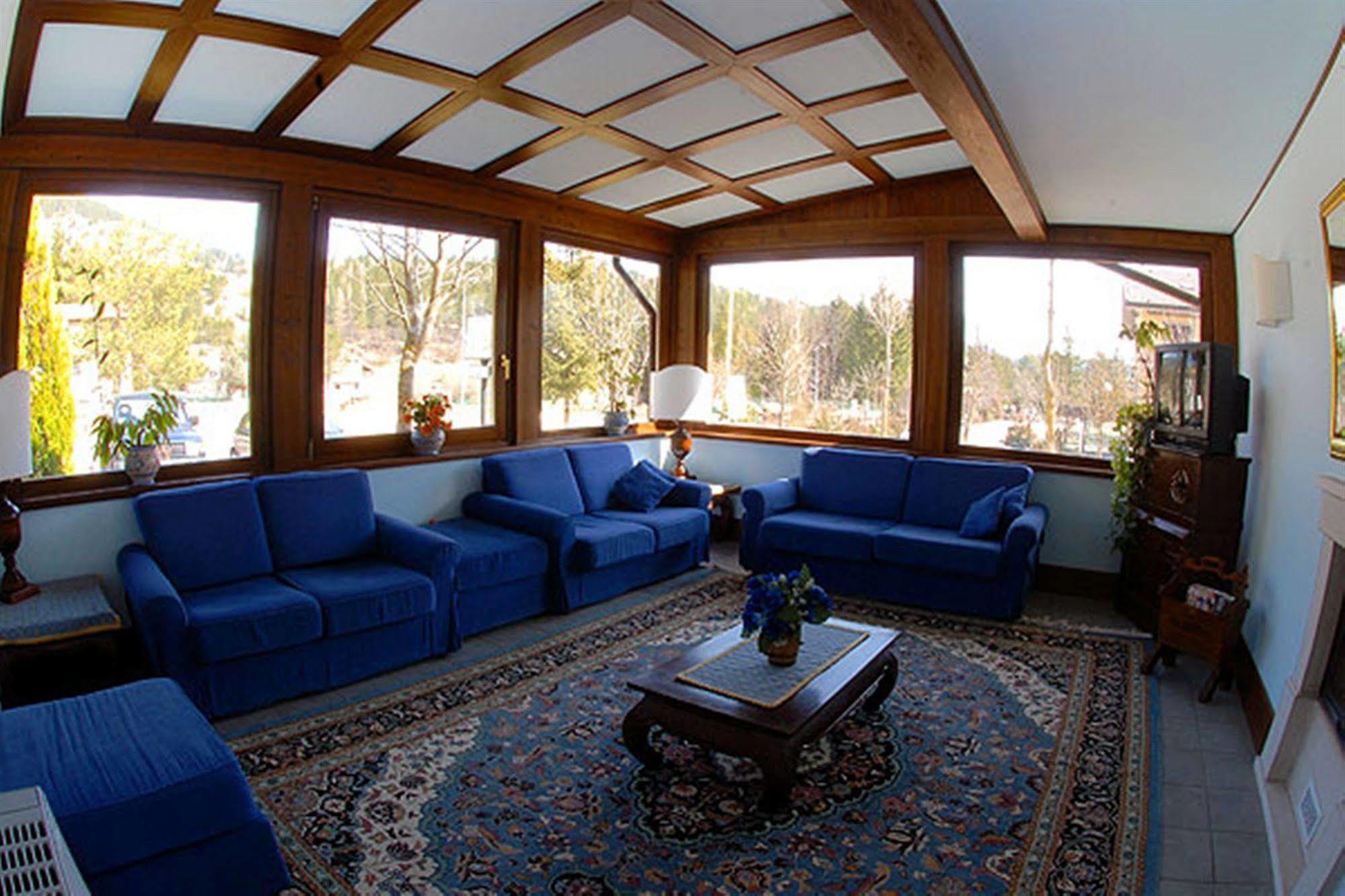 Hotel Valle Dell' Oro 페스카세롤리 외부 사진
