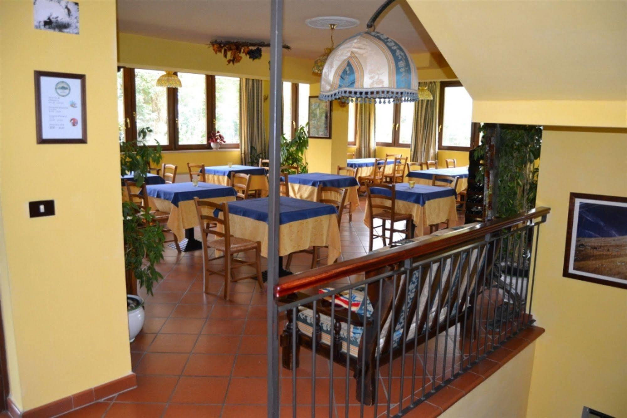 Hotel Valle Dell' Oro 페스카세롤리 외부 사진
