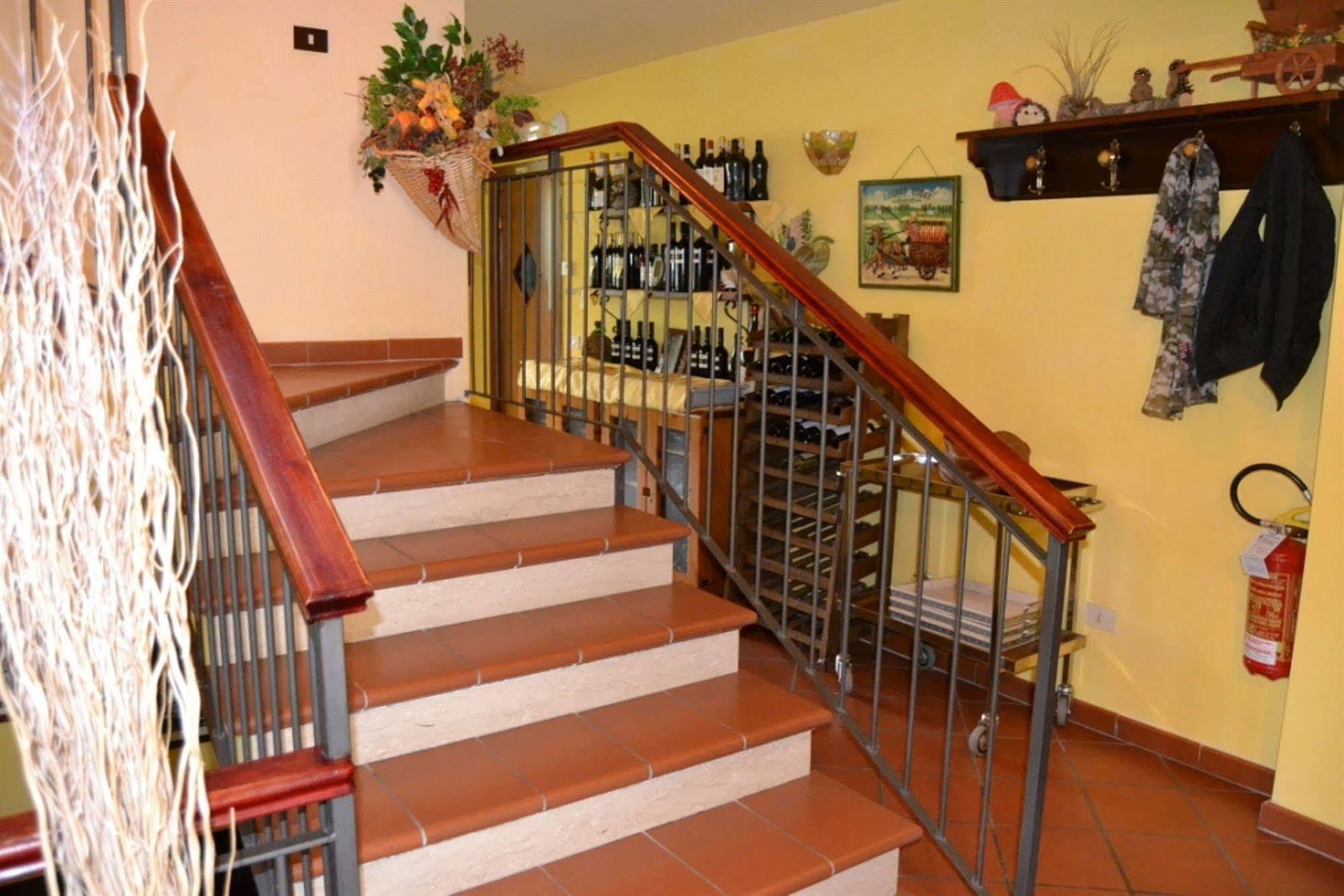 Hotel Valle Dell' Oro 페스카세롤리 외부 사진