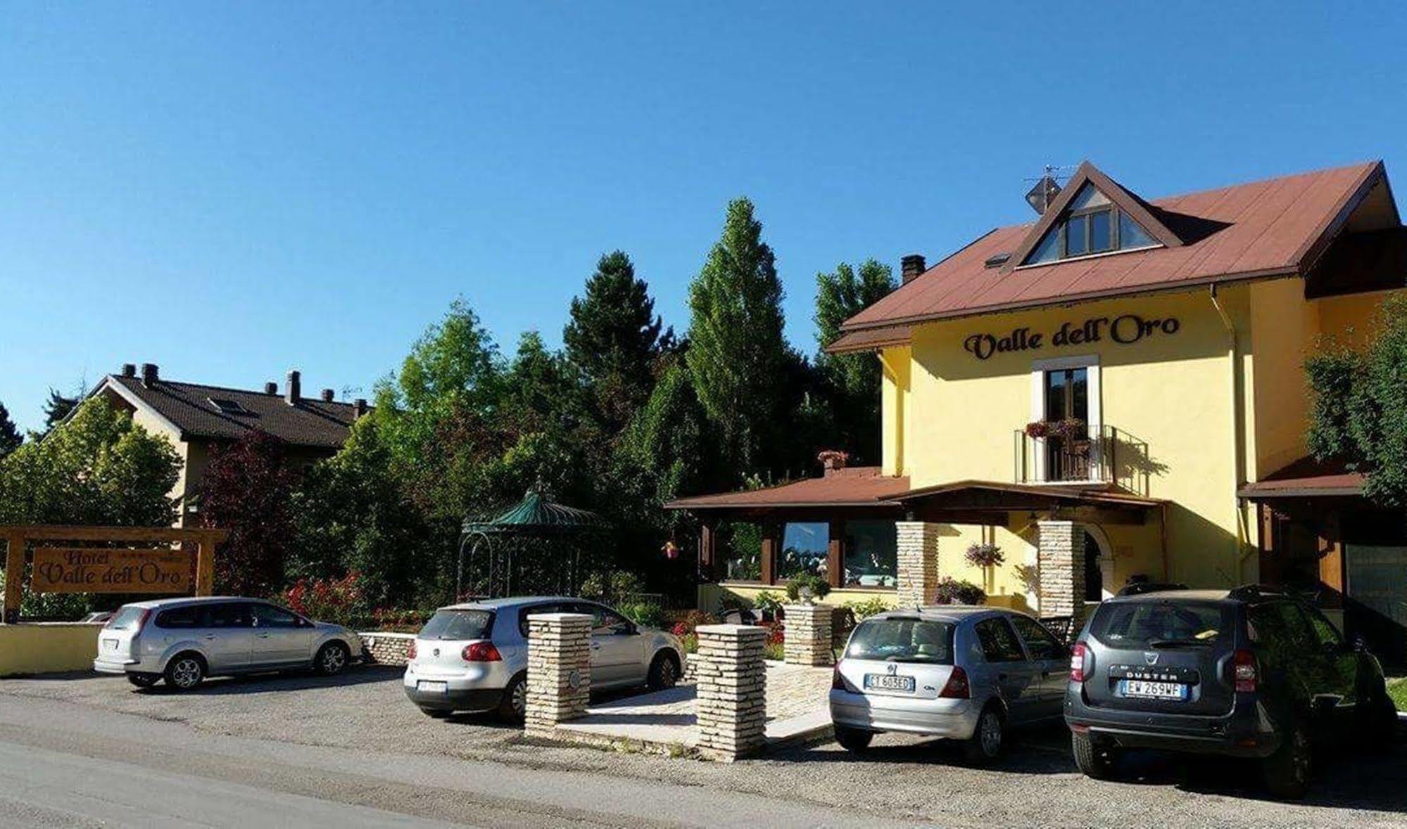 Hotel Valle Dell' Oro 페스카세롤리 외부 사진