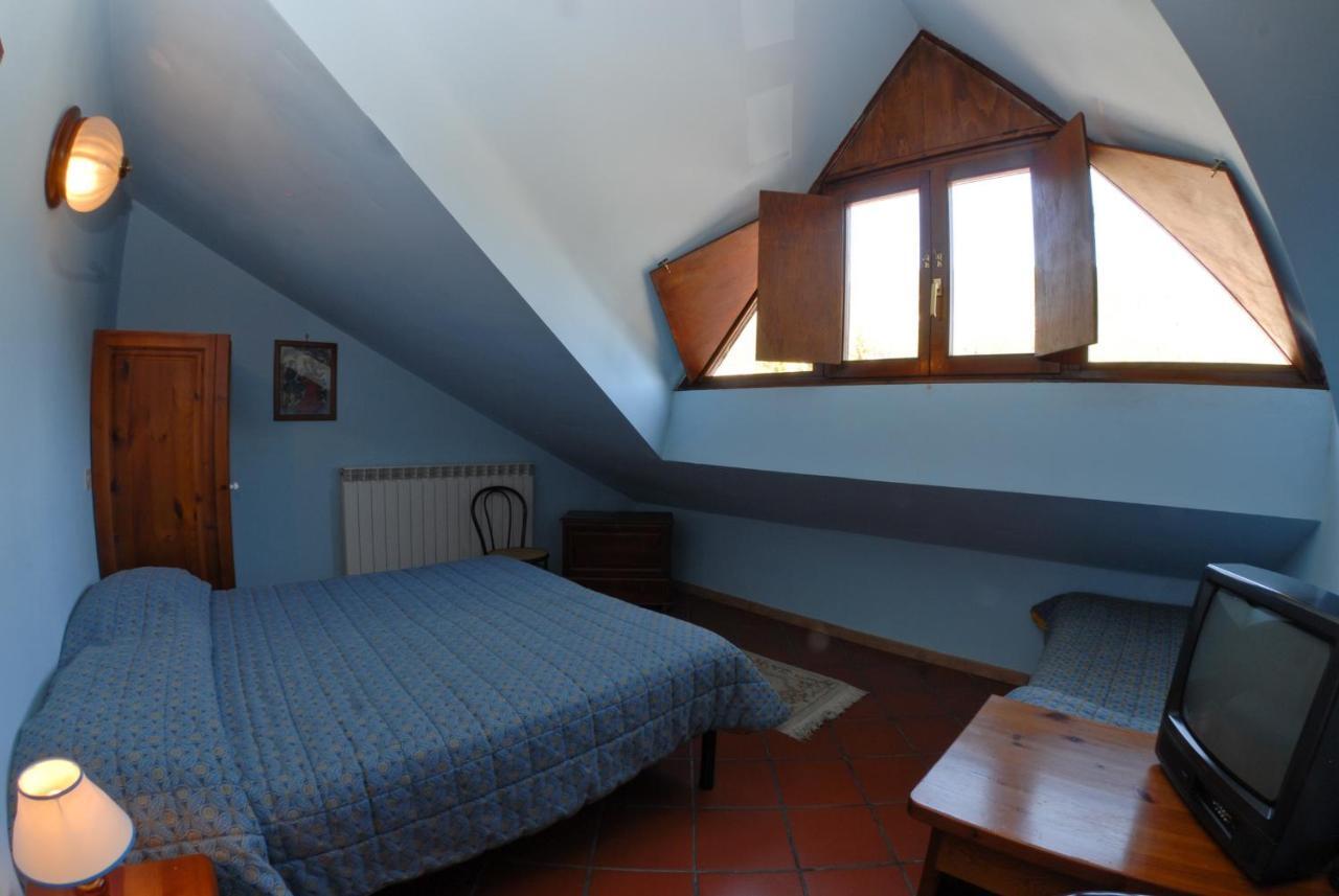 Hotel Valle Dell' Oro 페스카세롤리 객실 사진