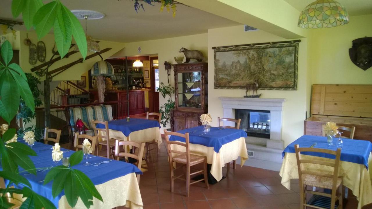 Hotel Valle Dell' Oro 페스카세롤리 외부 사진