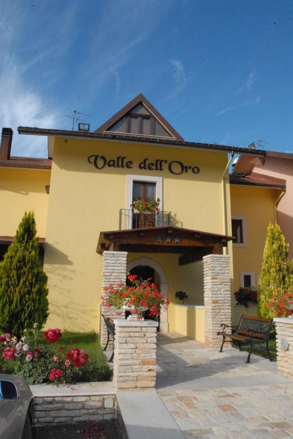 Hotel Valle Dell' Oro 페스카세롤리 외부 사진